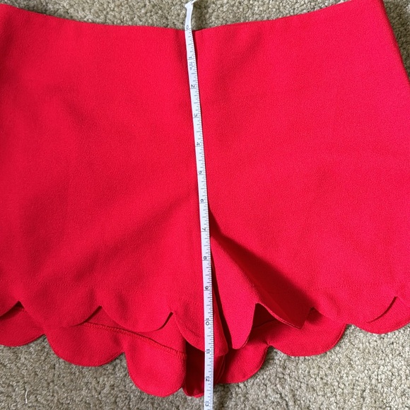 Monteau Red Scalloped Shorts - Picture 5 of 5